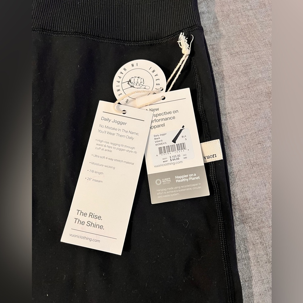 Vuori Daily Jogger